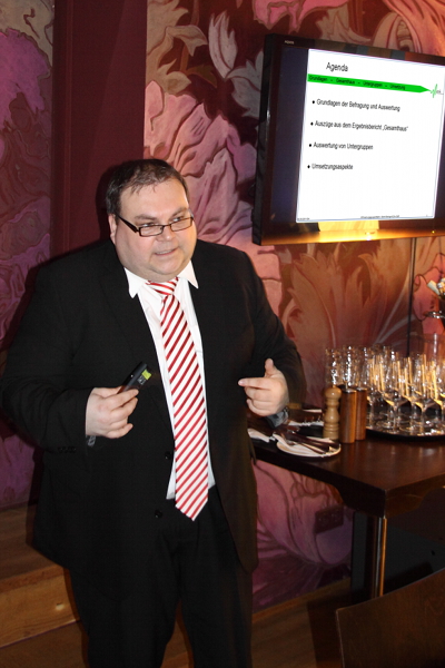 Fachkundige Präsentation der Ergebnisse